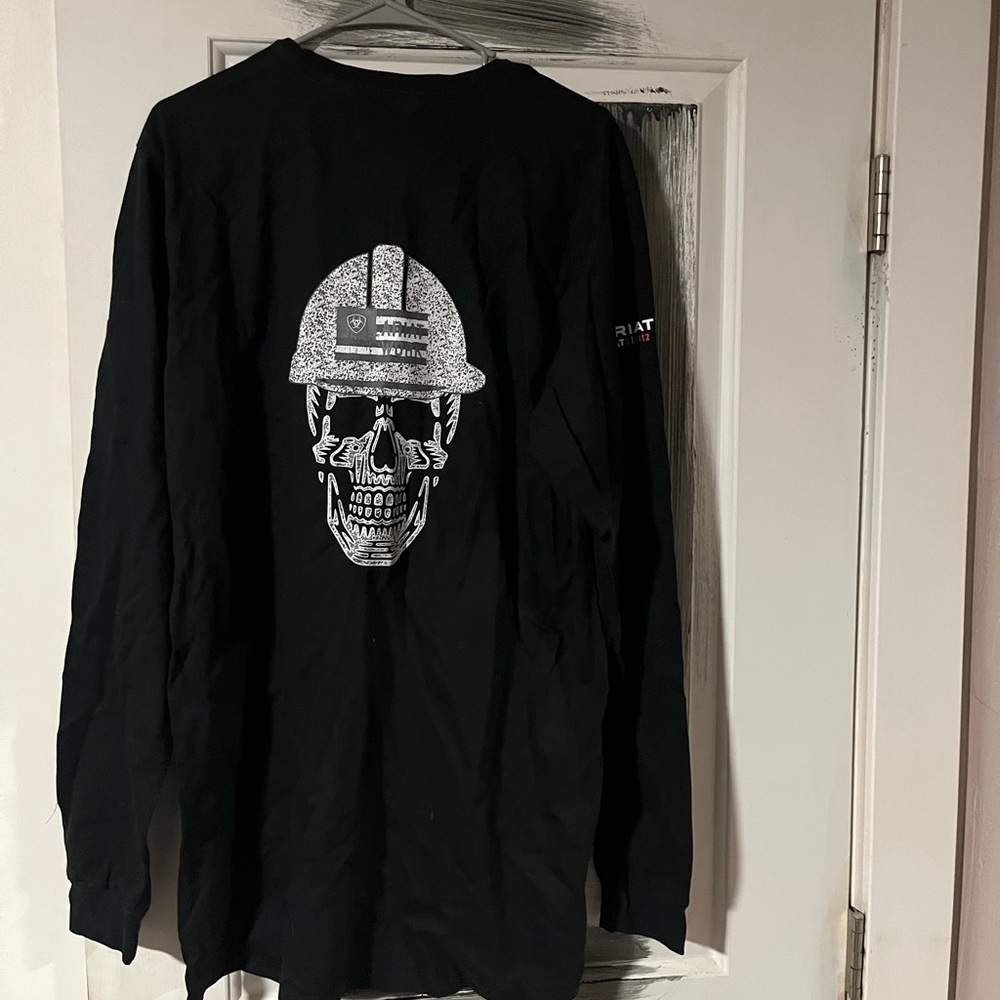 Ariat Black Long Sleeve Shirt with Skull Graphic